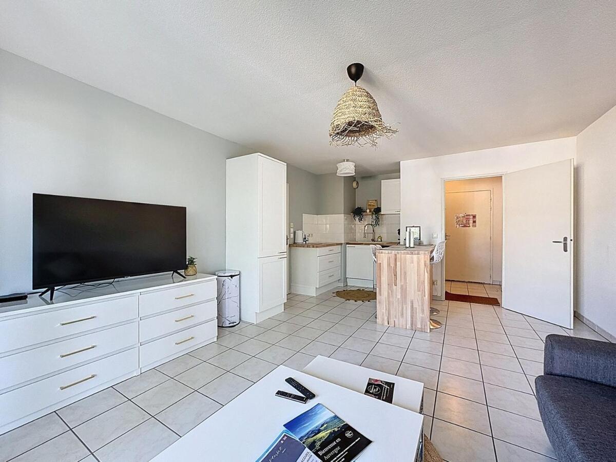 Sejour Cosy - Lit 180X200 - Wifi - Parking Apartment Clermont-Ferrand Ngoại thất bức ảnh